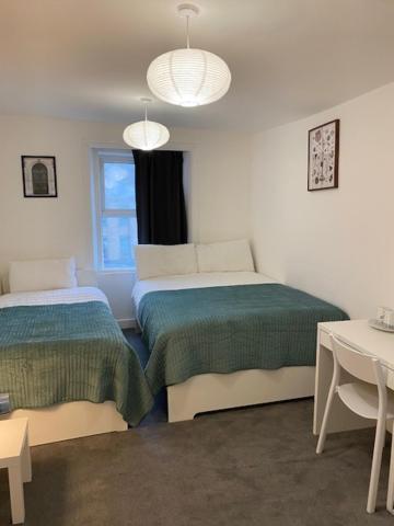 Lord Merit Guest Rooms In King'S Cross St Pancras 런던 외부 사진