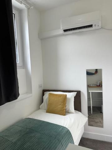 Lord Merit Guest Rooms In King'S Cross St Pancras 런던 외부 사진